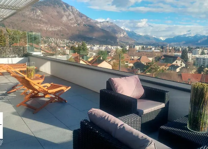 Apartment Panoramique 180 Et Montagne Et Nid Secret Romantique Annecy